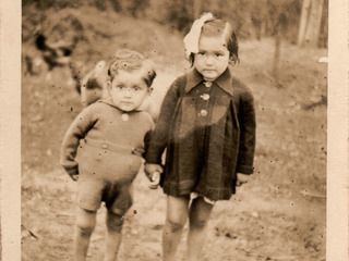 Hermanos Carlos y María Vera