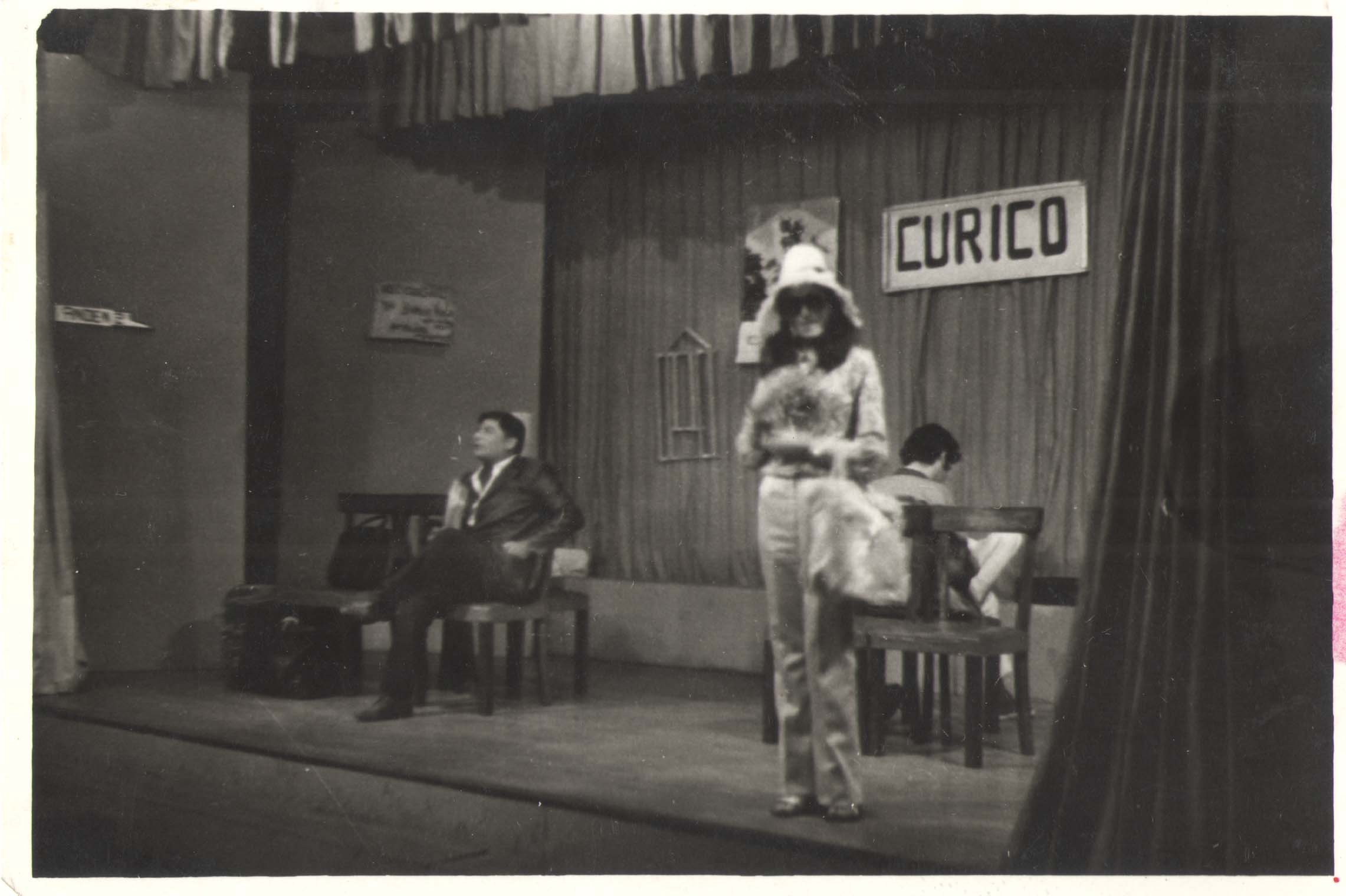 Obra de teatro Carolina