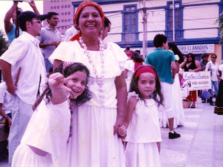 Pasacalle Pascua de Negros 2004