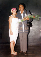 Junto a la Matriarca Junto a la Matriarca