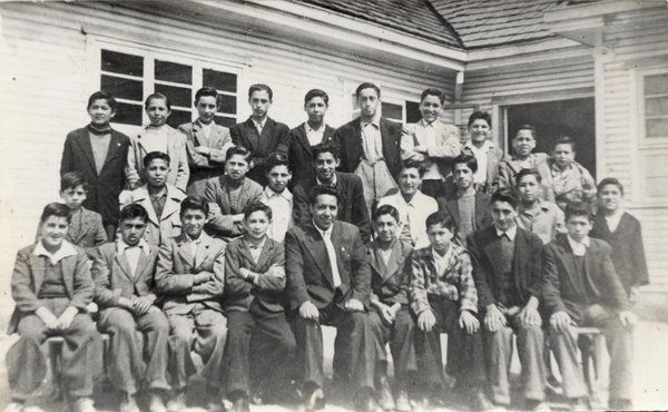 Alumnos de la Escuela N°12 de Hombres de Corral