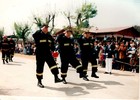 Desfile frente a la municipalidad Desfile frente a la municipalidad