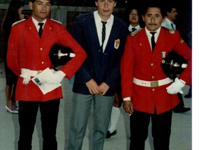 Representantes del cuerpo de bomberos Representantes del cuerpo de bomberos
