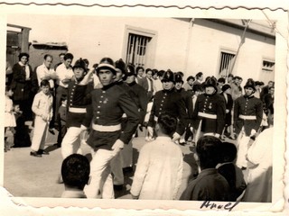 Desfile en calle José Ramón Pérez