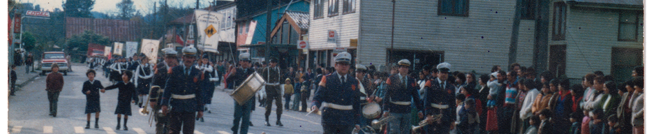 Desfile en la plaza de Los Lagos