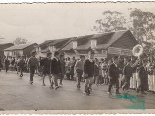 Desfile del 18 de septiembre de la Escuela de Hombres Desfile del 18 de septiembre de la Escuela de Hombres