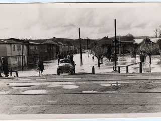 Inundación por efectos del Riñihuazo vista desde la plaza ferroviaria Inundación por efectos del Riñihuazo vista desde la plaza ferroviaria