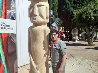 Creación de estatua mapuche de madera – Chemamull Creación de estatua mapuche de madera – Chemamull