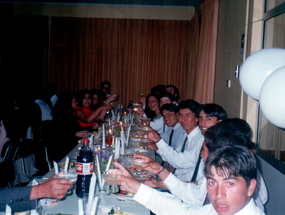 Cena despedida cuartos medios