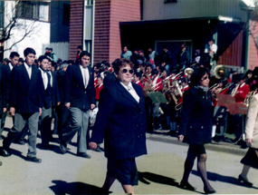 Personal y alumnos del Liceo Tomás Burgos