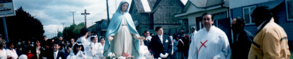 Procesión de la comunidad católica